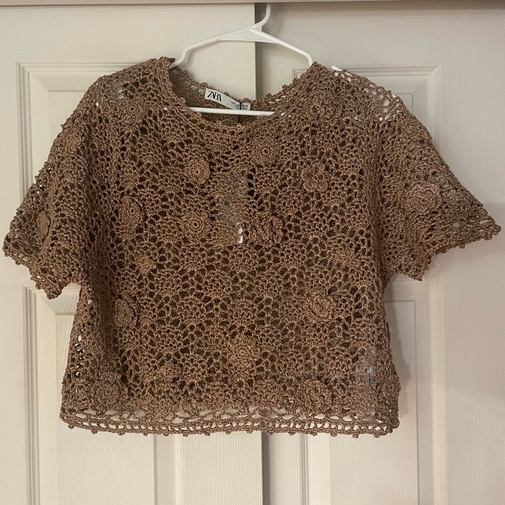 Zara Crocheted Floral Crop